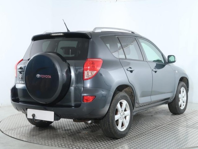 Toyota RAV 4  2.2 D-4D 