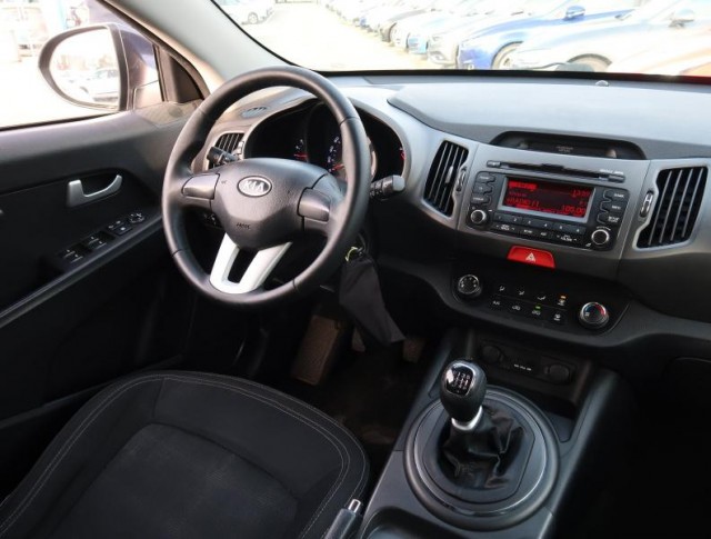 Kia Sportage  2.0 CRDi 