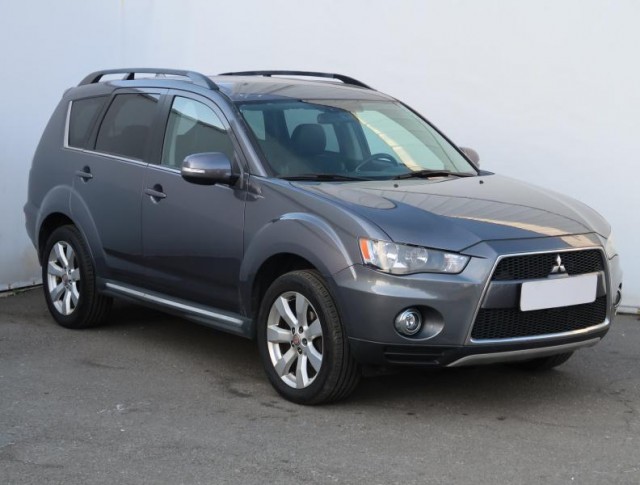 Mitsubishi Outlander  2.2 DI-D 