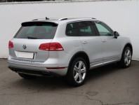 Volkswagen Touareg  3.0 TDI R-Line