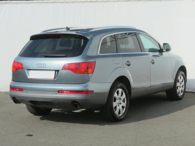 Audi Q7  3.0 TDI 