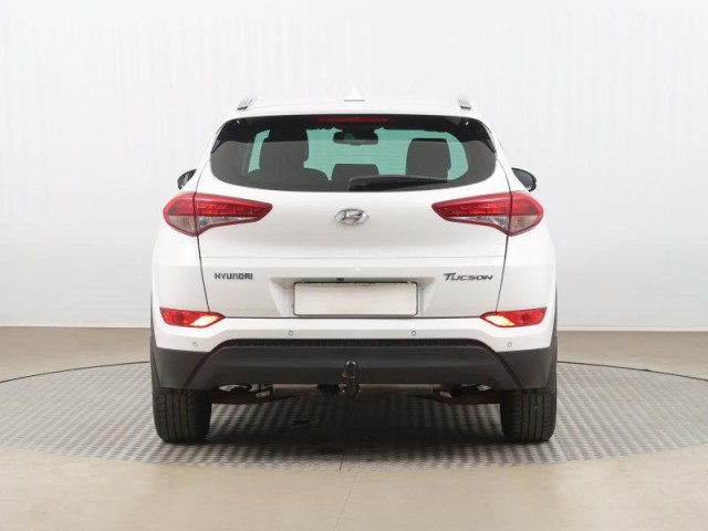 Hyundai Tucson  1.7 CRDi Trikolor