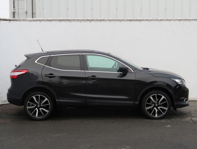 Nissan Qashqai  1.6 DIG-T 