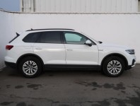 Volkswagen Touareg  3.0 TDI 