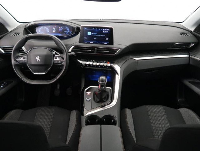 Peugeot 3008  1.2 PureTech Active