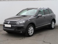 Volkswagen Touareg  3.0 TDI 