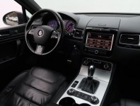 Volkswagen Touareg  3.0 TDI 