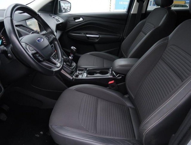 Ford Kuga  1.5 TDCi 