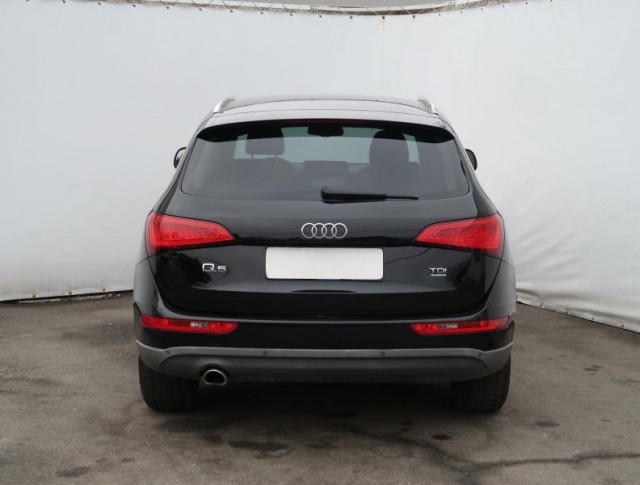 Audi Q5  2.0 TDI 