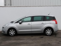 Peugeot 5008  1.6 HDi 