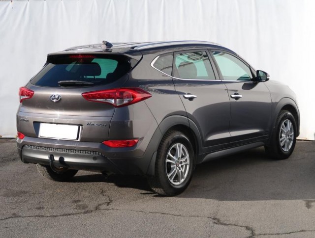 Hyundai Tucson  1.7 CRDi 