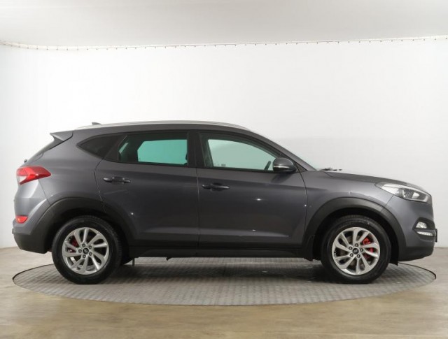 Hyundai Tucson  1.7 CRDi 