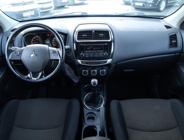 Mitsubishi ASX  1.6 MIVEC 