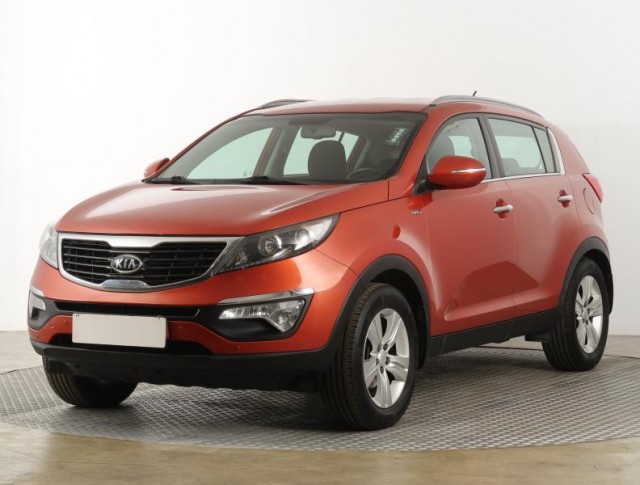 Kia Sportage  2.0 CVVT 