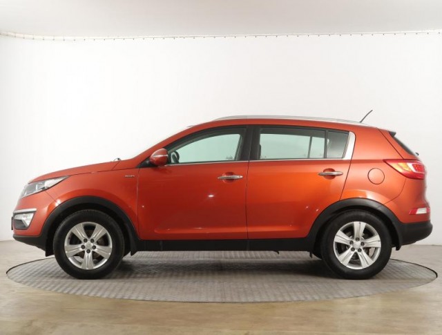 Kia Sportage  2.0 CVVT 