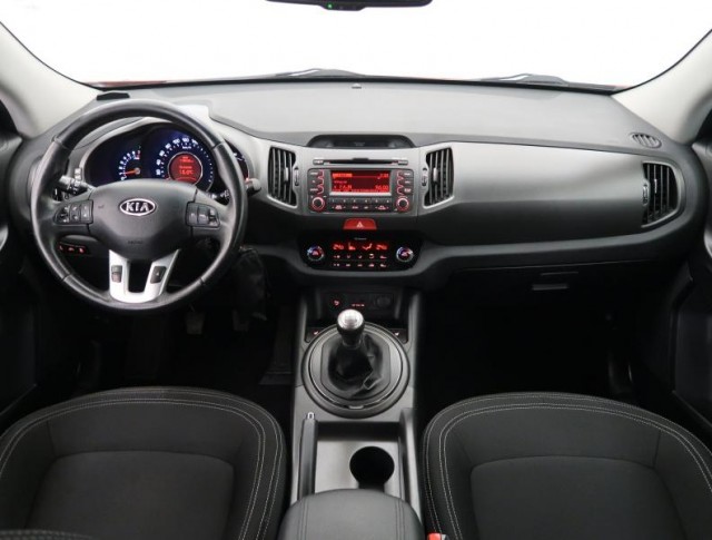 Kia Sportage  2.0 CVVT 