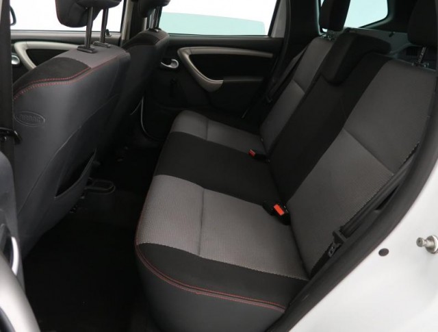 Dacia Duster  1.6 16V 