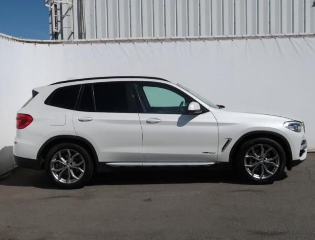 BMW X3  xDrive30d xLine