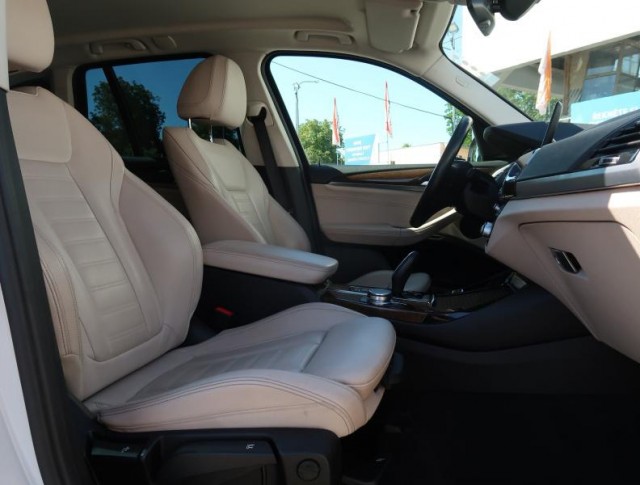 BMW X3  xDrive30d xLine