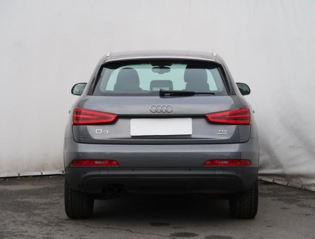 Audi Q3  2.0 TDI 