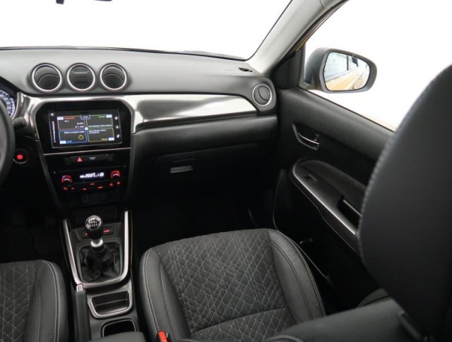 Suzuki Vitara  1.4 BoosterJet Elegance