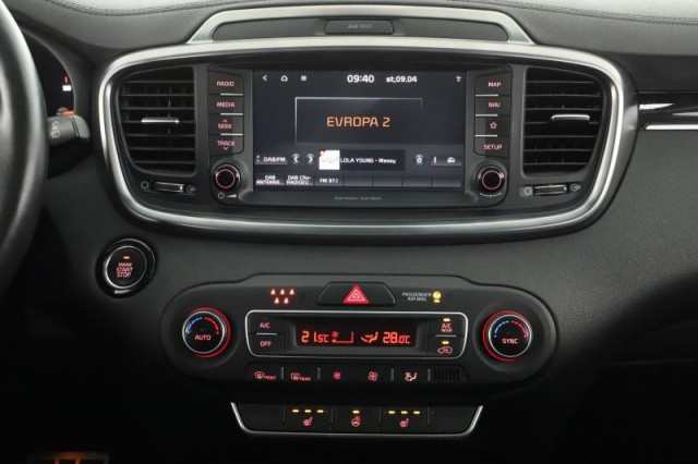 Kia Sorento  2.2 CRDi 