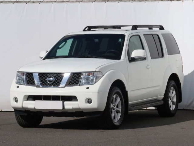 Nissan Pathfinder  2.5 dCi 