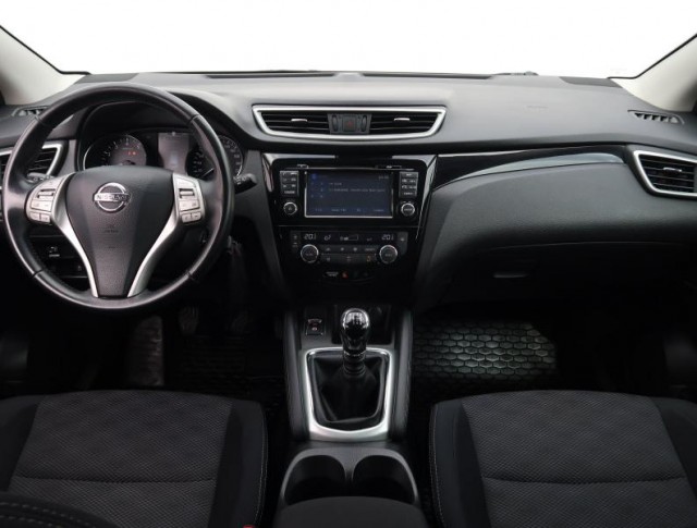 Nissan Qashqai  1.2 DIG-T 