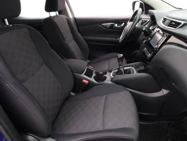 Nissan Qashqai  1.2 DIG-T 
