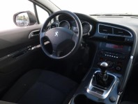 Peugeot 3008  1.6 HDi 