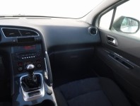 Peugeot 3008  1.6 HDi 