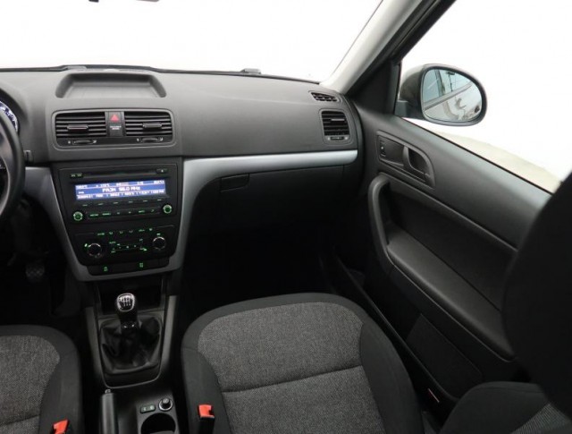 Škoda Yeti  1.2 TSI Active