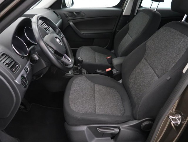 Škoda Yeti  1.2 TSI Active