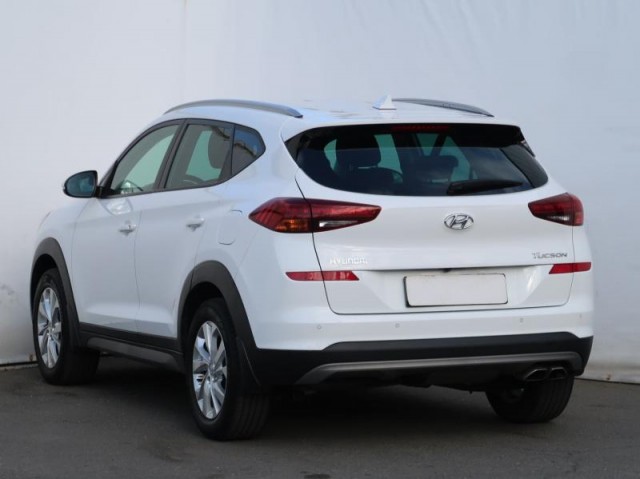 Hyundai Tucson  1.6 CRDi Trikolor