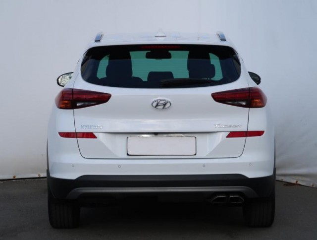 Hyundai Tucson  1.6 CRDi Trikolor