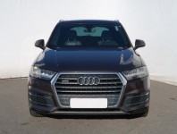 Audi Q7  3.0 TDI S-Line