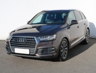 Audi Q7  3.0 TDI S-Line