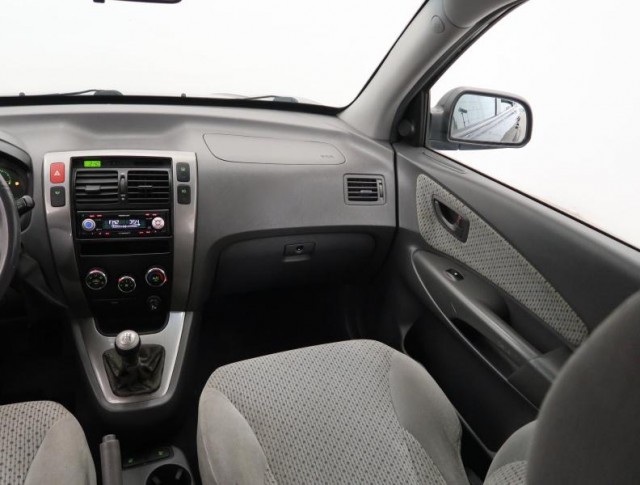 Hyundai Tucson  2.0 CRDi 