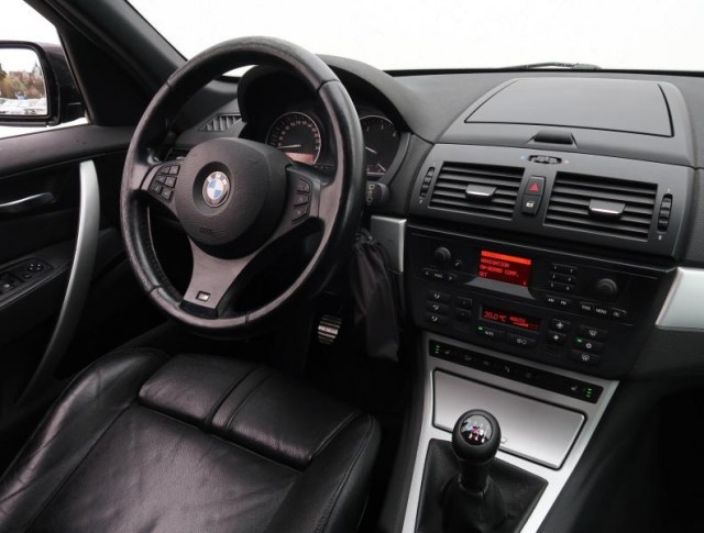 BMW X3  2.0d M Paket