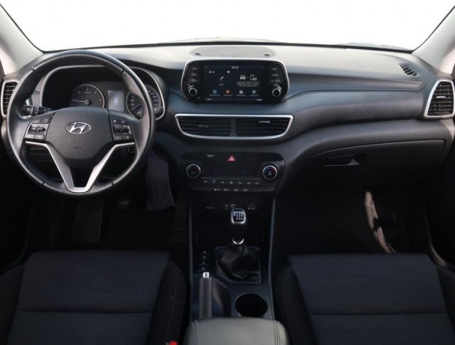Hyundai Tucson  1.6 CRDi Trikolor