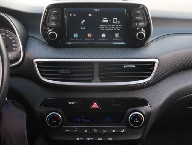 Hyundai Tucson  1.6 CRDi Trikolor