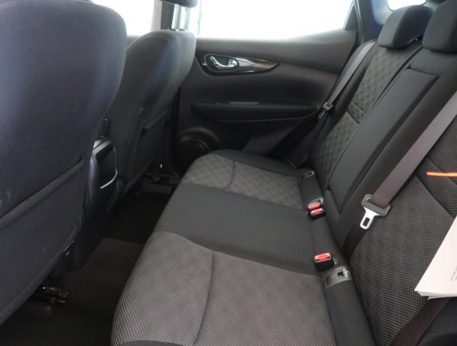 Nissan Qashqai  1.2 DIG-T 