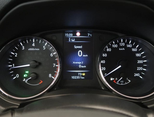 Nissan Qashqai  1.2 DIG-T 
