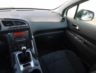 Peugeot 3008  1.6 HDi 