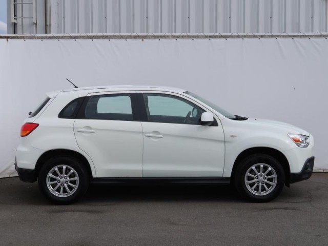 Mitsubishi ASX  1.6 MIVEC 