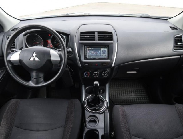 Mitsubishi ASX  1.6 MIVEC 