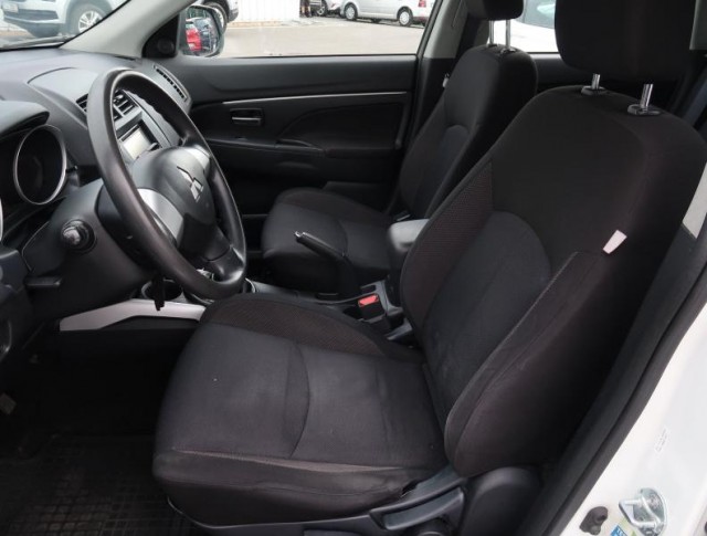 Mitsubishi ASX  1.6 MIVEC 