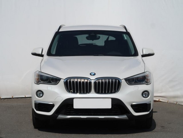 BMW X1  xDrive20i 