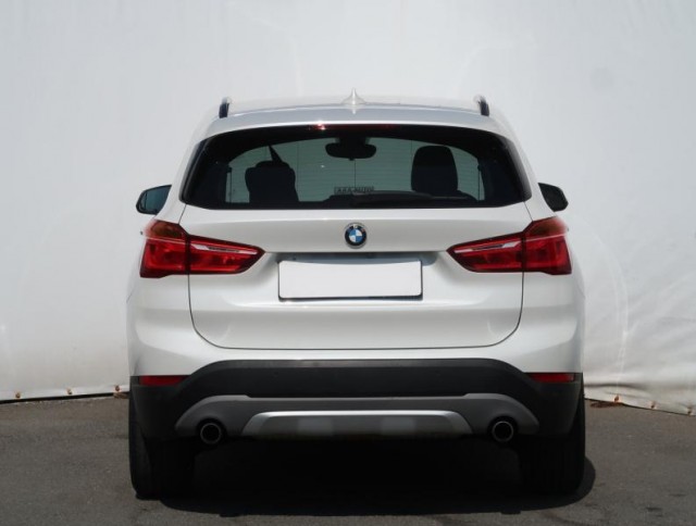BMW X1  xDrive20i 