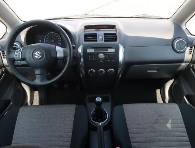 Suzuki SX4  1.6 VVT GLX